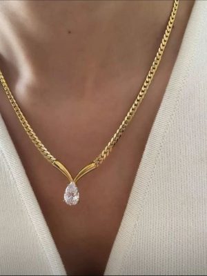 Elegant Gold Chain with Teardrop Crystal Pendant Necklace